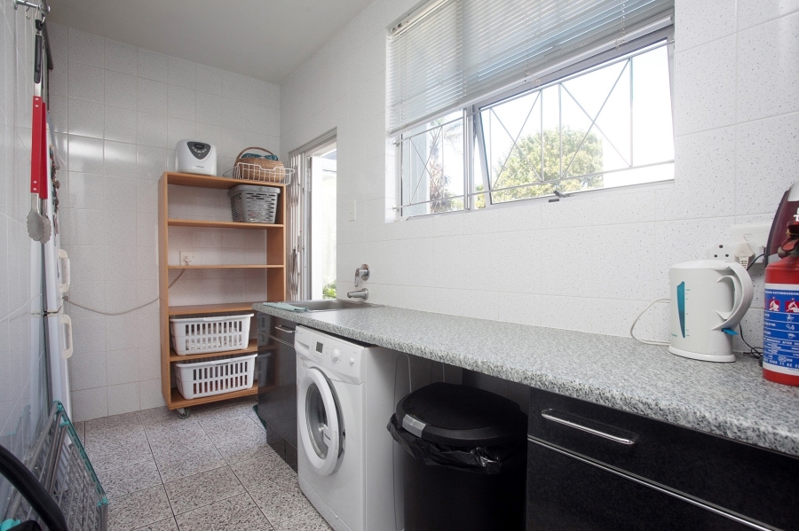 4 Bedroom Property for Sale in Summerstrand Eastern Cape